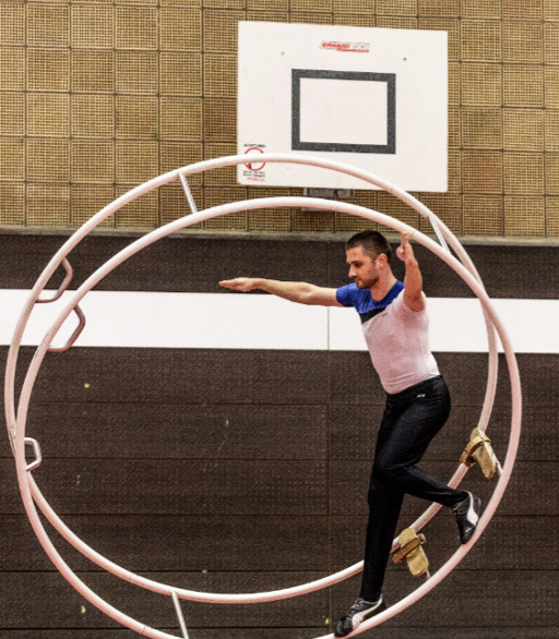 Kevin Kelm während seiner Spiraleübung